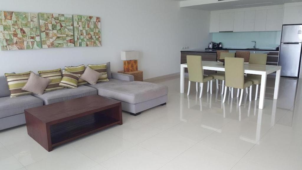 Sansuri Resort Surin Beach  Eksteriør billede